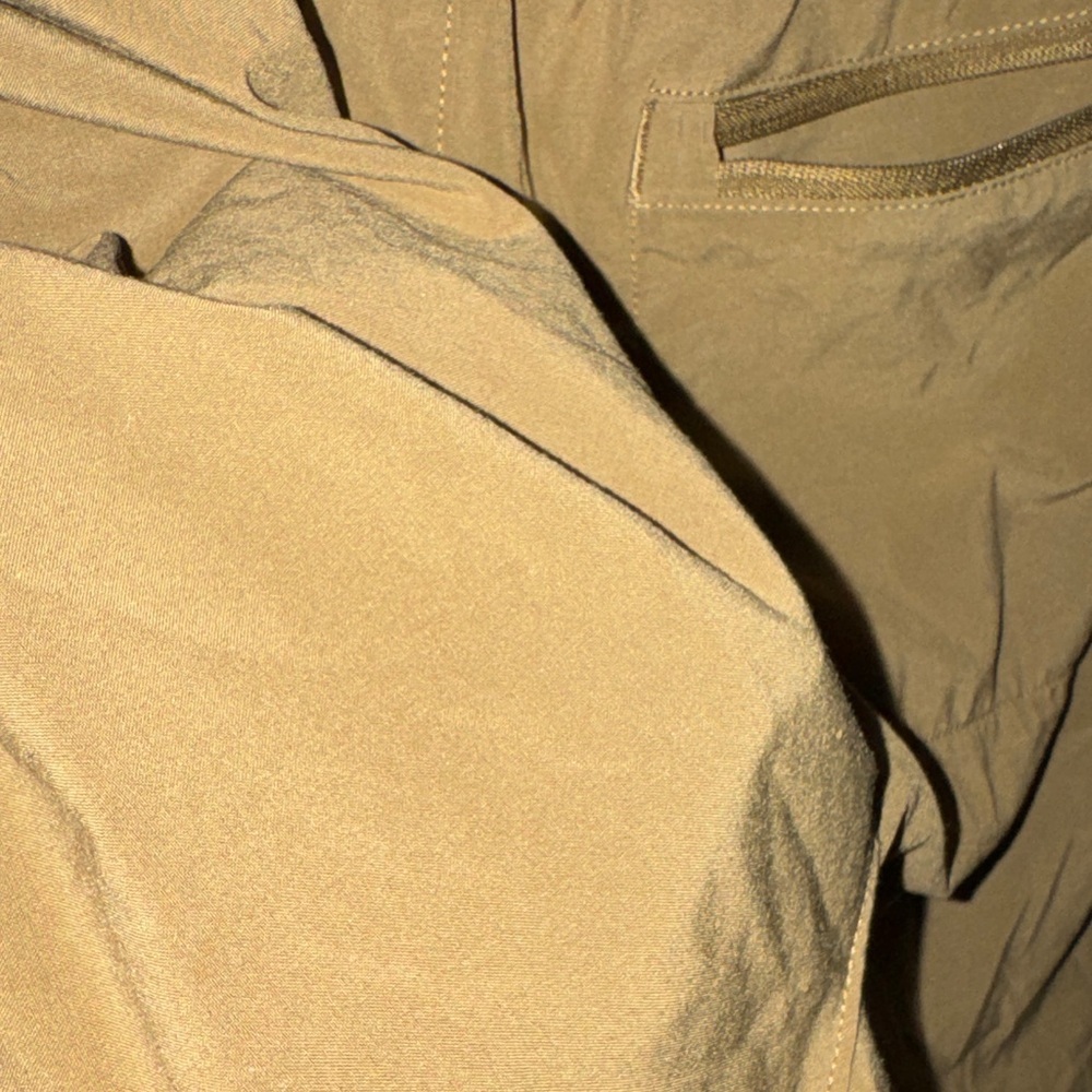 All in Motion-Women's Olive Green Woven Shorts Size Medium - Picture 10 of 12